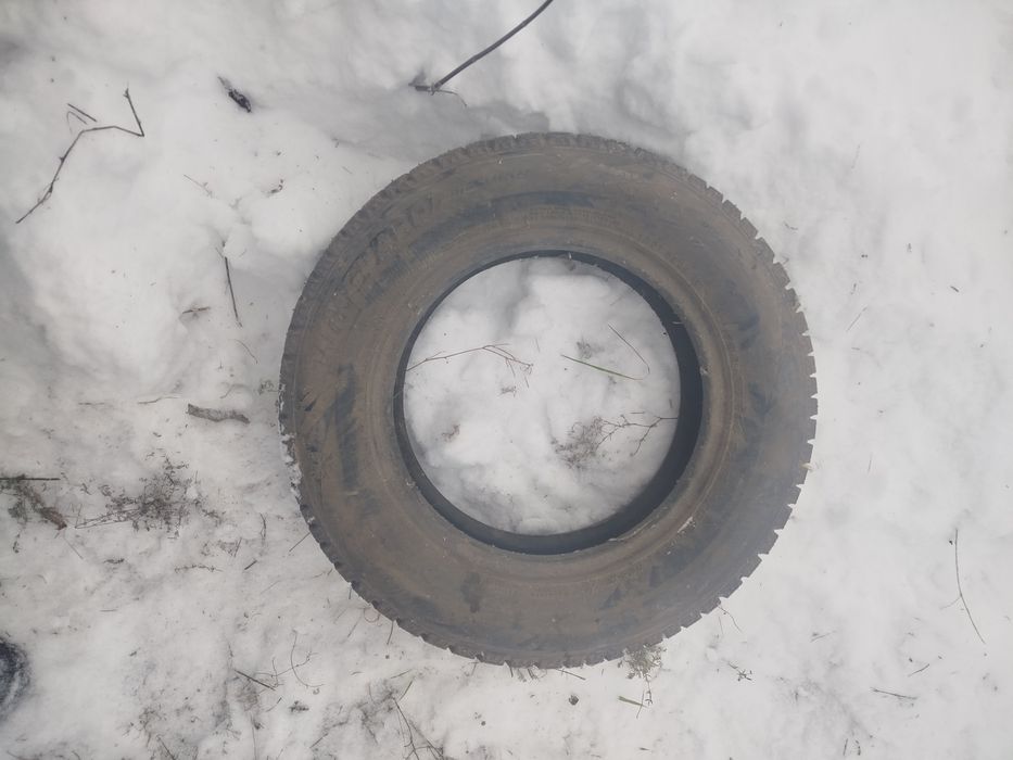 Продам зимнюю резину