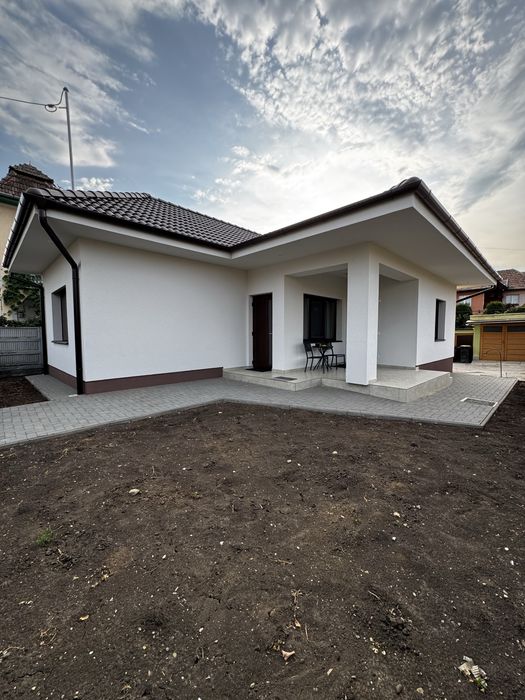 Casa de inchiriat