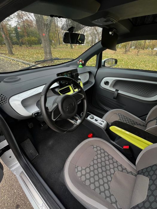 XOV YOYO  permis de 16 ani 100%Electric 21cp Autonomie 150 km (spring)