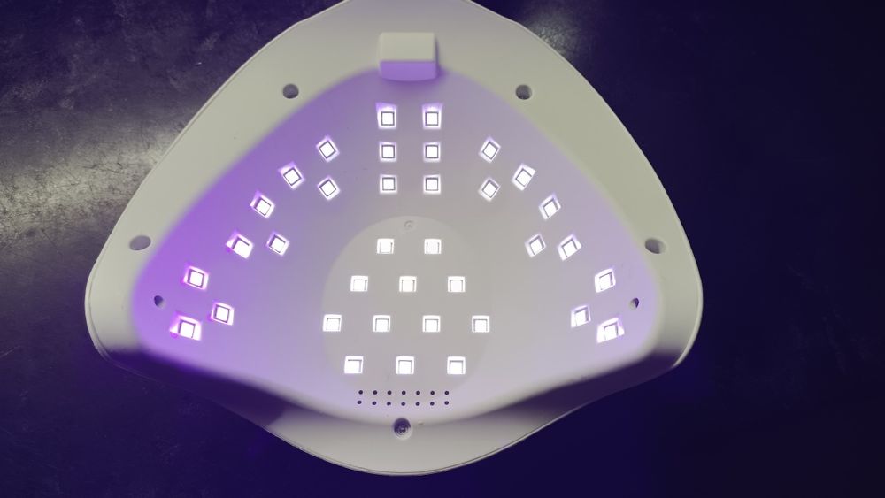 Лампа для маникюра