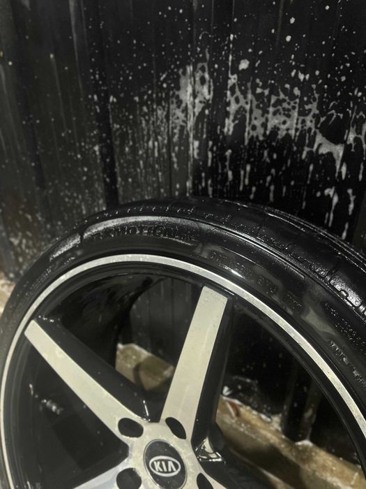 Продам диски с шинами