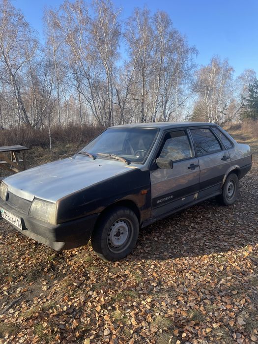 Продам ваз 2199 инжектор 2002