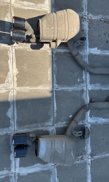 Evacuare dublă  bmw f10 f11 tipsuri akrapovic