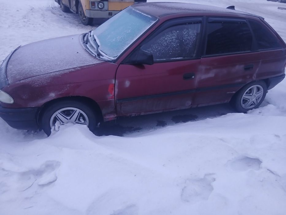 Опель  Астра 1994 год