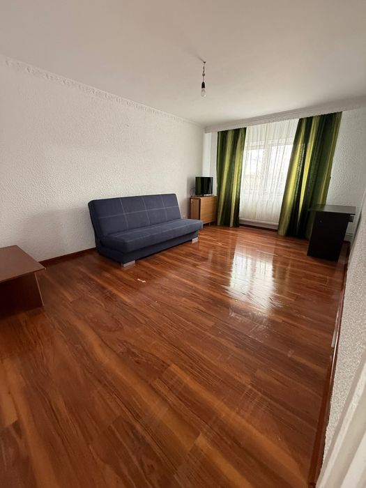 Închiriez apartament 2 camere