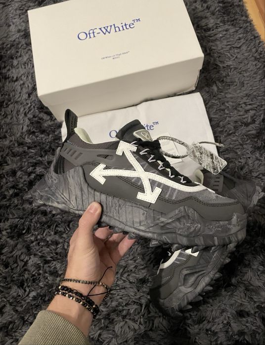 Off white odsy black