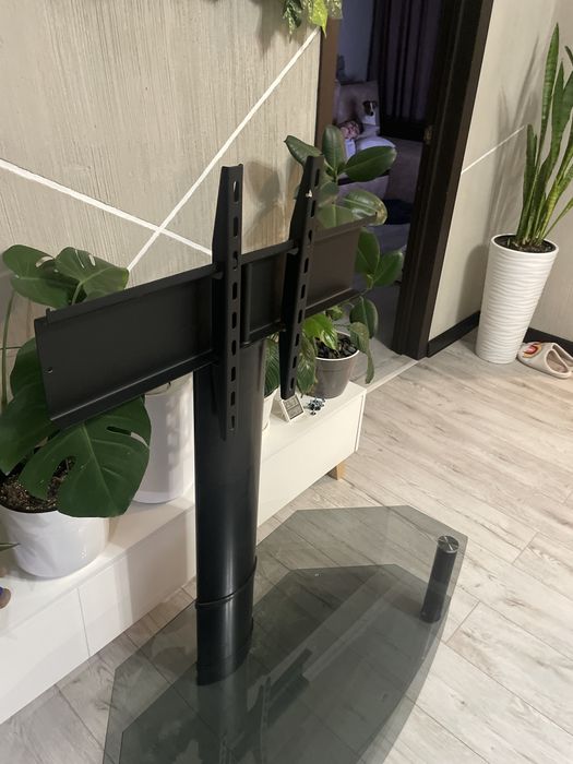 Тумба под телевизор