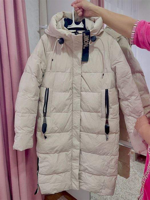 Продам пуховик зимний.