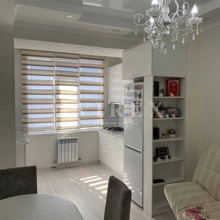 Дава се под наем Едностаен апартамент в Пловдив, Каменица 1 - 38 кв.м за 204 € - Снимка #2