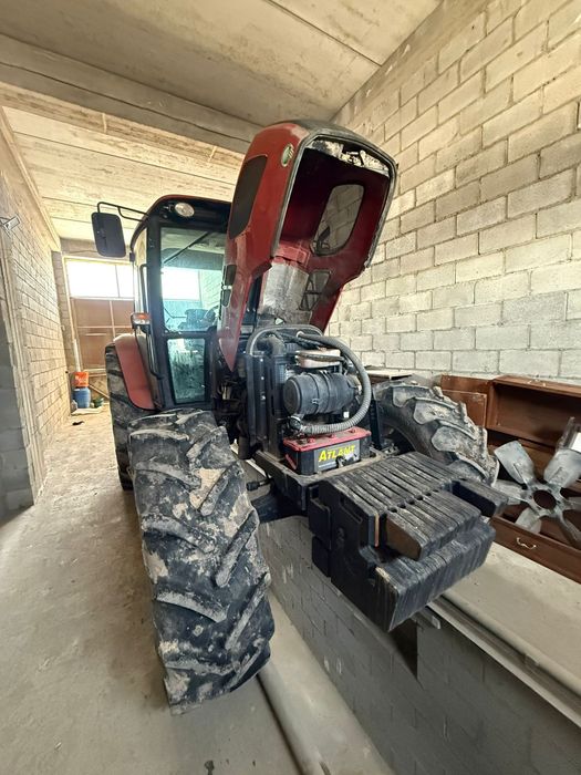 Тумосан 8105 Трактор 2016