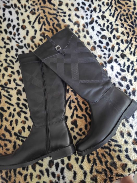 Продам сапоги осень - весна.