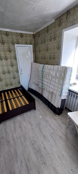 Кровать с матрацем 50000