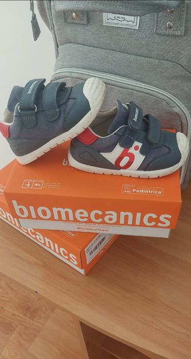 Încălțăminte Biomecanics