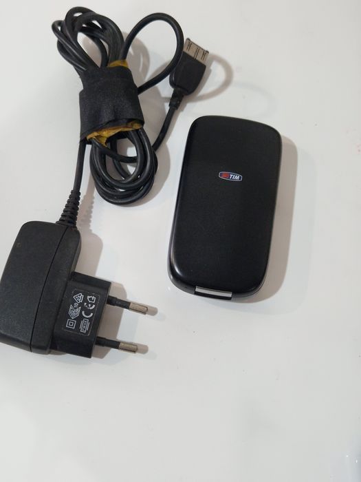 Cel mai mic telefon Slide