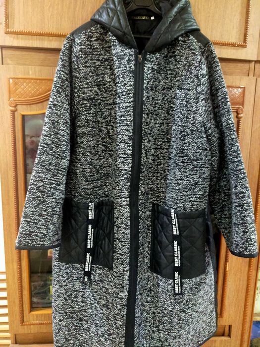 Продам плащ пальто демисезонное