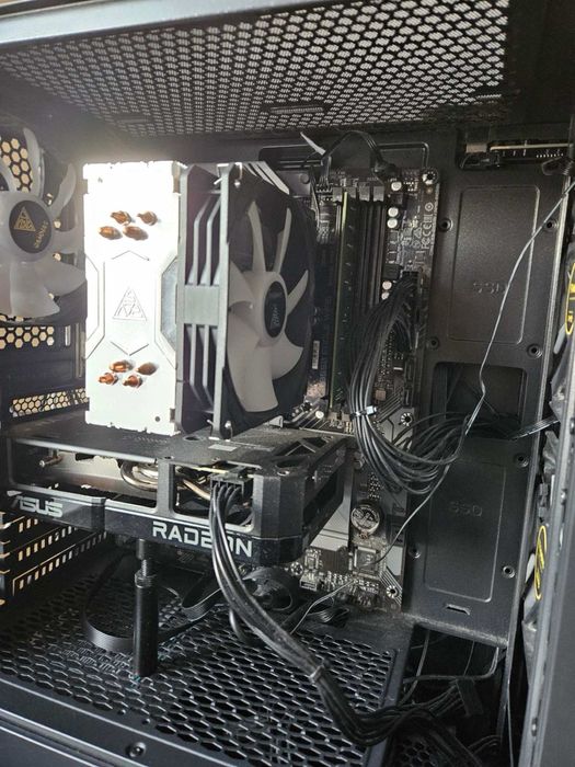 Настолен геймърски компютър