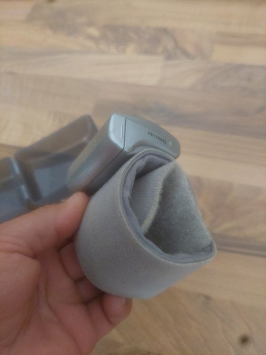 Tensiometru de incheietura Omron ,stare buna