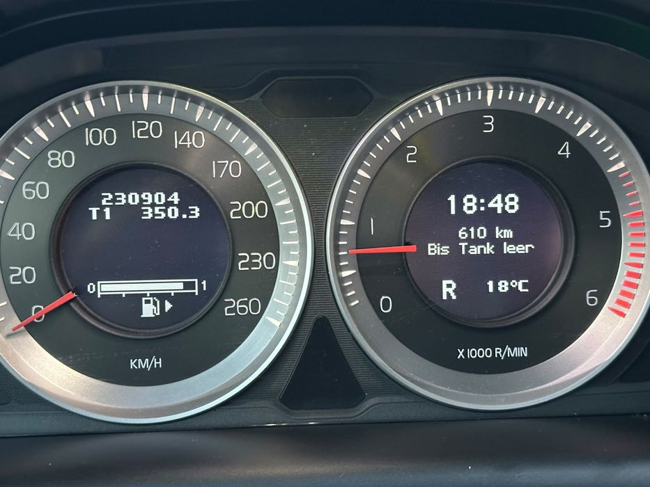 VOLVO XC60 2.4 Diesel D5
