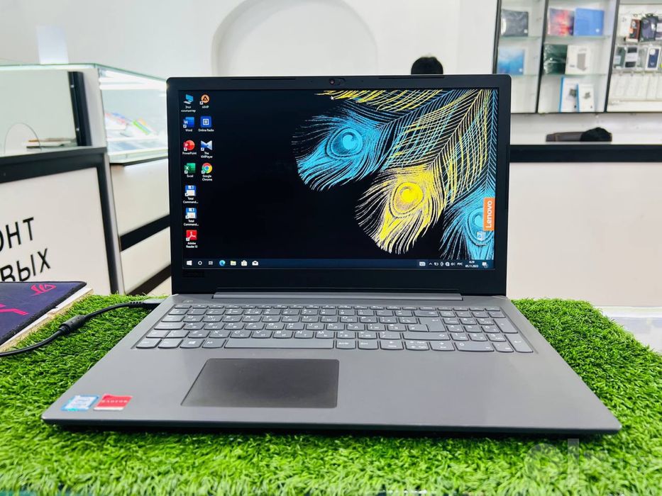 Lenovo V130.