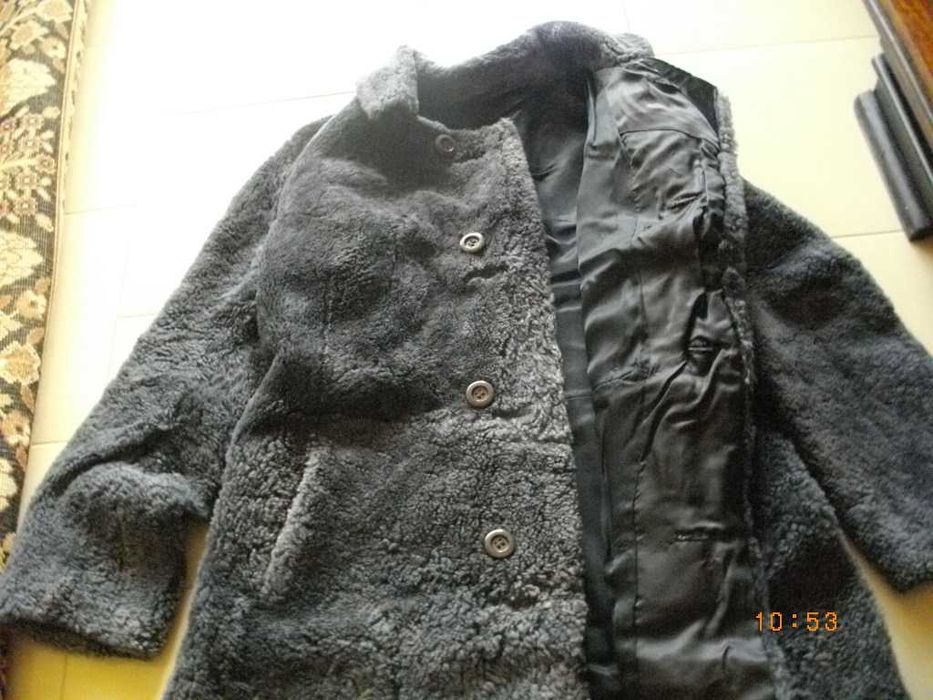 Продавам две кожени  палта  от агнешка кожа финни обработка на кожата