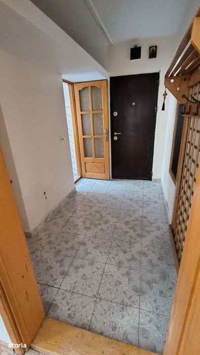 Vand/Schimb Apartament 2 Cam. Parter Central Cabinet/Spatiu Comer. !!!