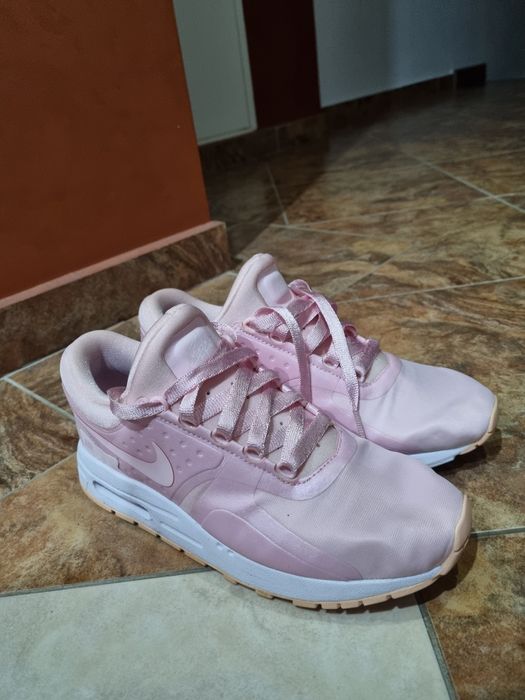 Adidași Nike marime 38