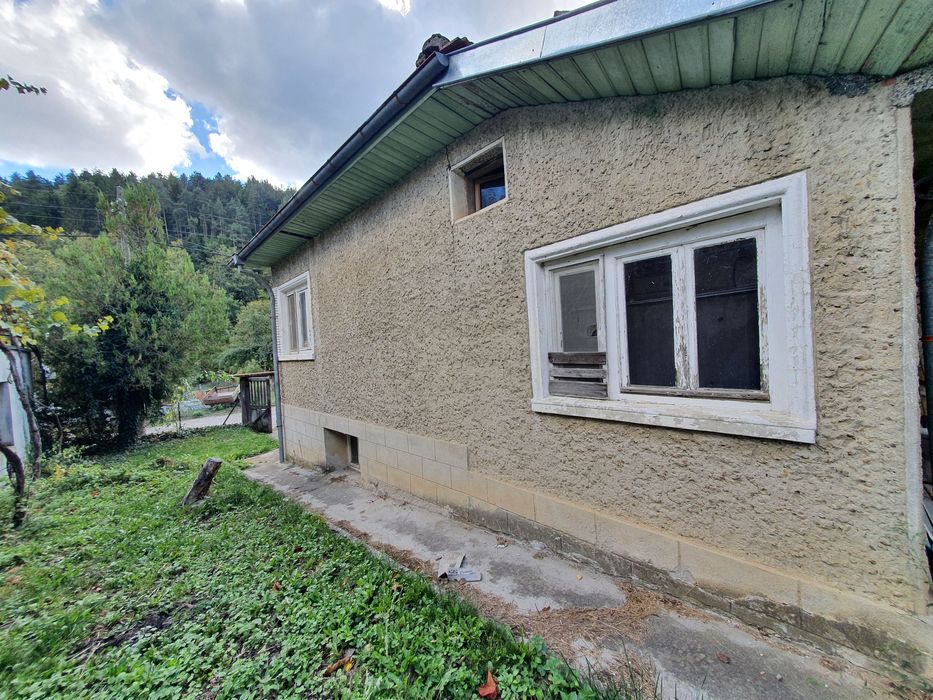 Продава се Къща в с. Дрента, Област Велико Търново - 100 кв.м за 650 €/кв.м - Снимка #1