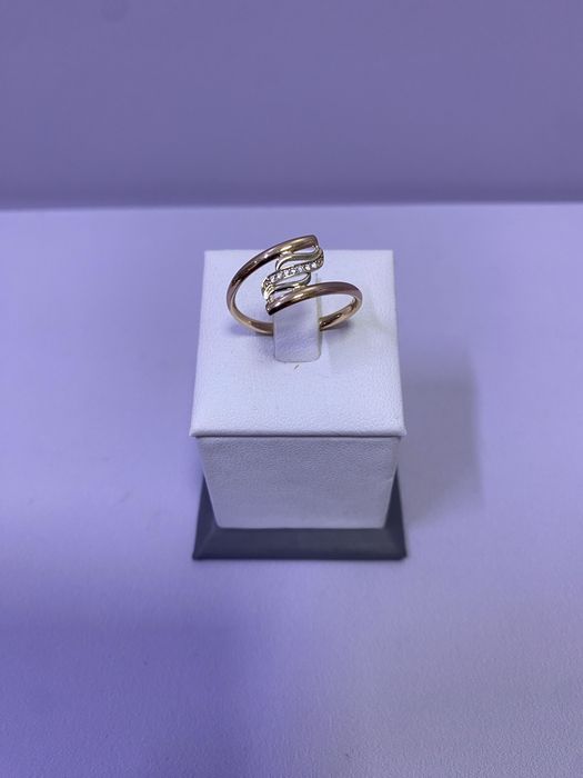 Кольцо с камнями / СТ 26105