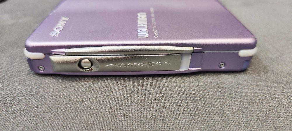 Продавам уокмен Sony WM EX-900