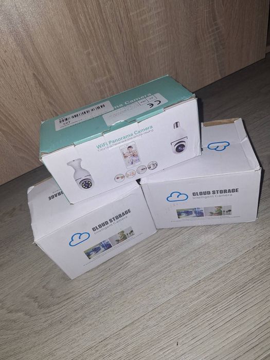 Смарт WiFi Камера тип ,,Крушка"- 360°