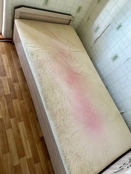 Односпальная кровать