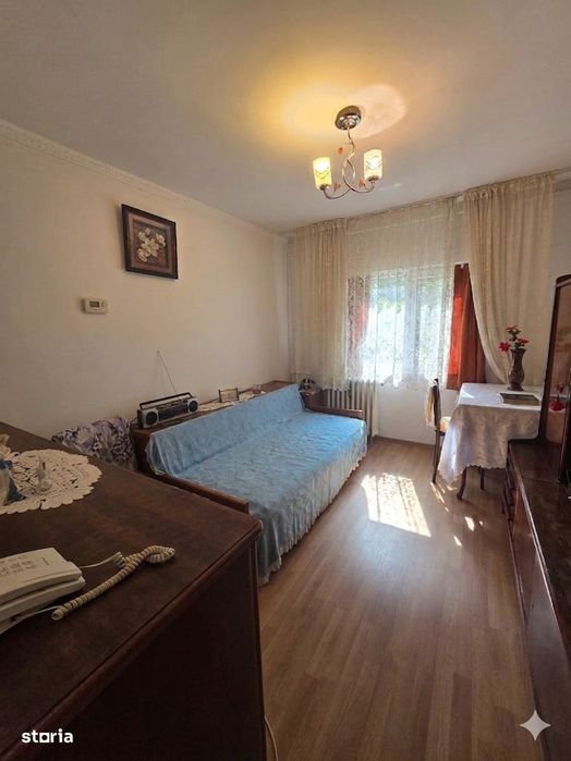 Apartament 3 camere decomandat, 2 bai, Militari, Preț 79.000 Euro
