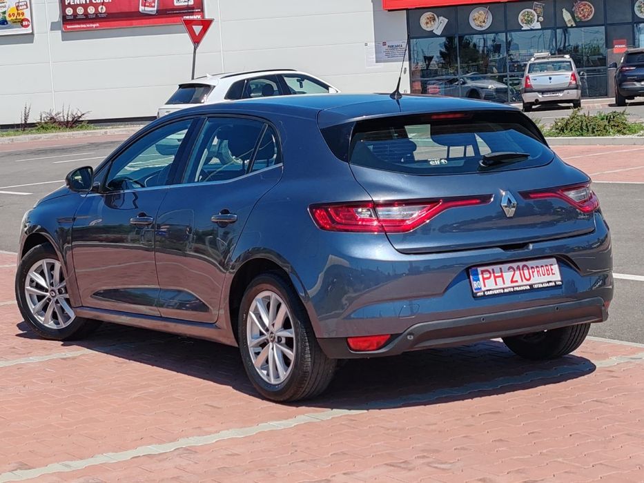 RENAULT Megane 2018 — imagine 4