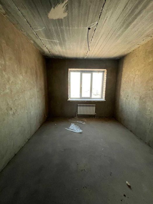 Продам 2 комнатную на Батысе