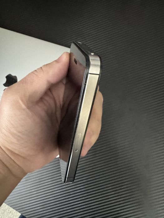 Iphone 4s в отличном состоянии