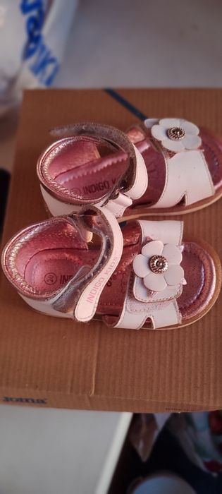 Летняя обувь для девочки