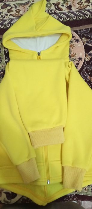 Продам детский костюм