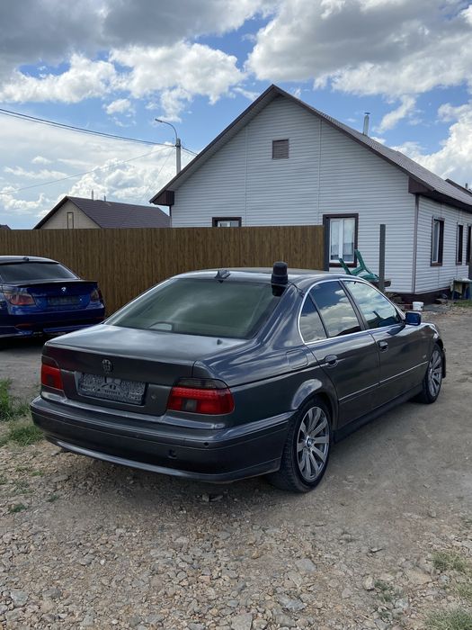 Продам BMW 528i e39