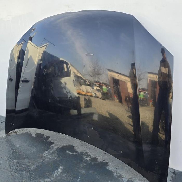 Capota motor Volkswagen Golf 5