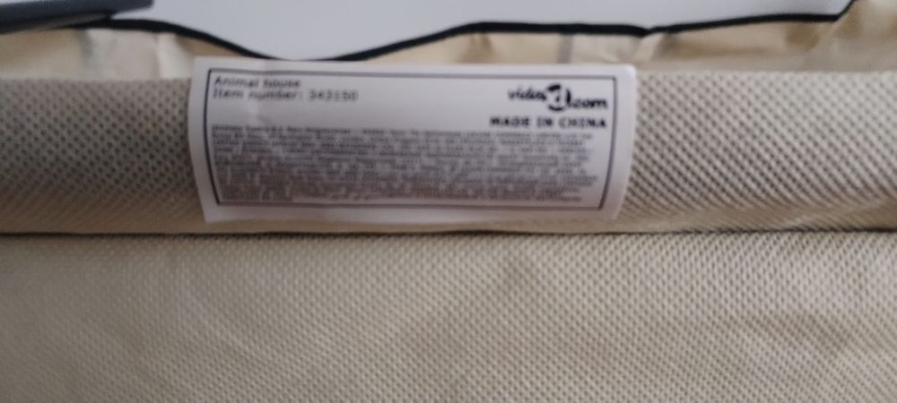 Cușcă  făcută din suport metalic