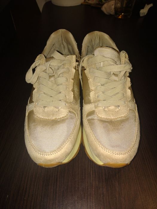 Adidași Zara Mărimea 37
