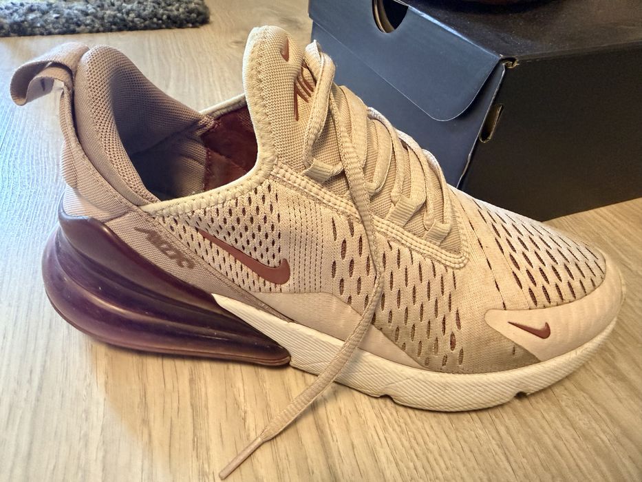 Nike Air Max 270 – номер 39, почти нови