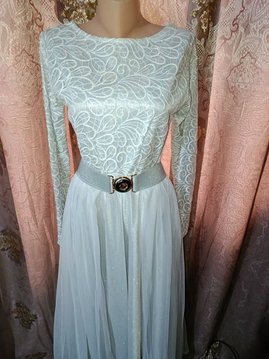 Vecherniy oq ko'ylak