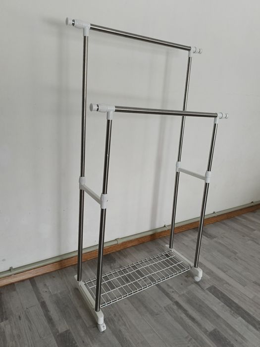 Вешалька напольная