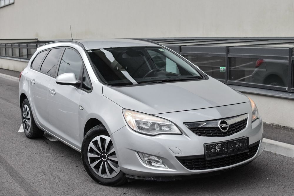 Opel astra 2012 17 diesel