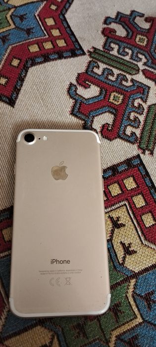 iPhone 7 срочно продам
