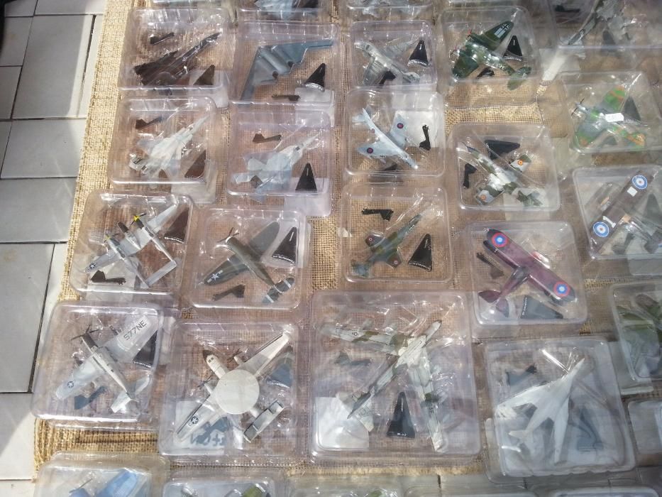 Machete metalice avioane militare colectia Del Prado pliante engleza