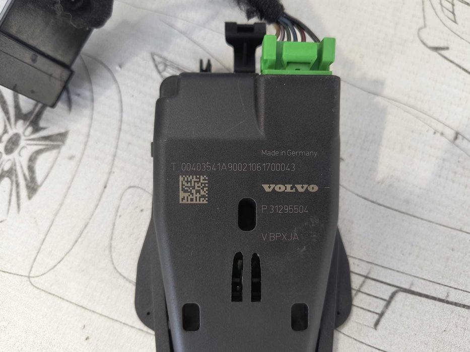 Modul Cameră Asistență Parbriz / Senzor Radar CVM Volvo XC60 2011 / 2009-2013 2.0d 120kW Cod OEM 31295504 (5D2)