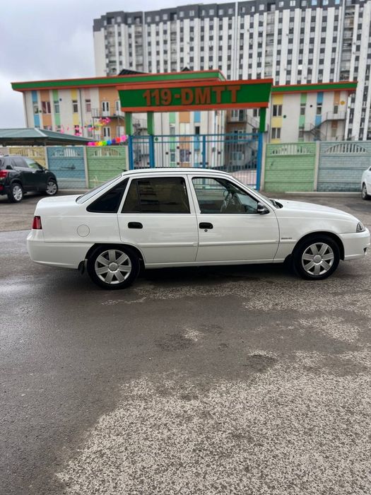 Nexia 2, 1,6 lux kond. 2014 arenda