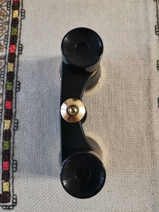 Руски театрален бинокъл